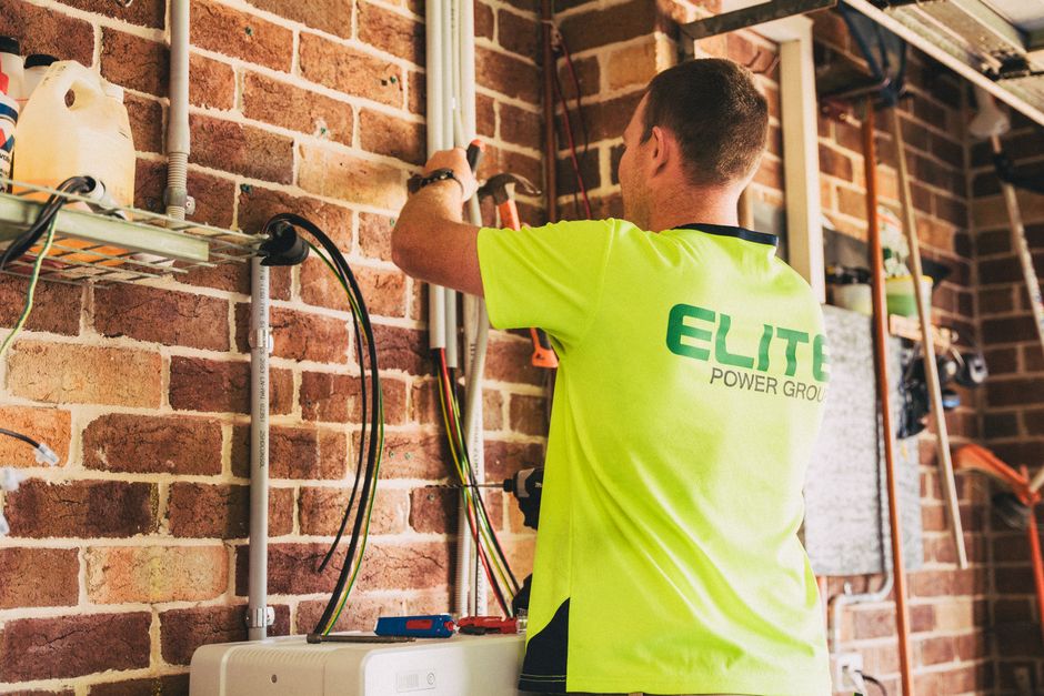 electrician cost australia
